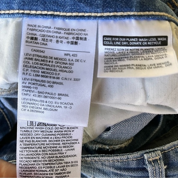 Levi’s Slight Curve Mid Rise Straight Leg Jeans Medium Rinse Women’s Size 14 EUC - Picture 7 of 8